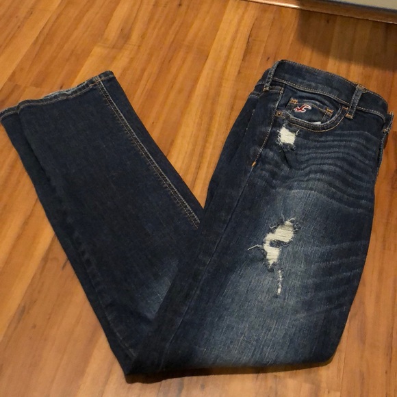 Hollister Jeans - Picture 1 of 4